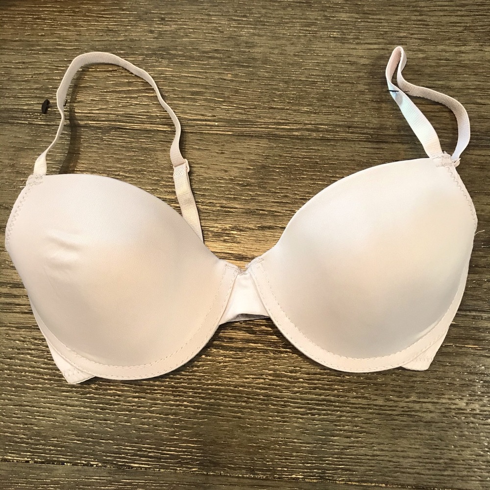 BCBGMAZARIA BRA SIZE  34 B